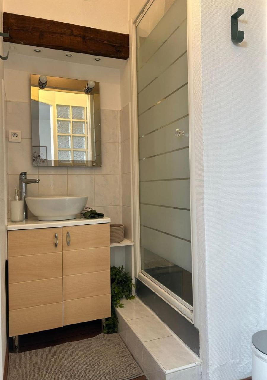 Apartament Le Fleuri - Reims - Wifi Gratuit - Quartier Calme Zewnętrze zdjęcie